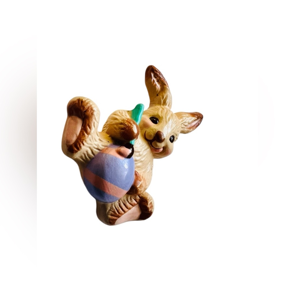 Hallmark Vintage Bunny Brooch Set – Easter & Spring Collectibles (1980s–1990s) - Picture 4 of 7